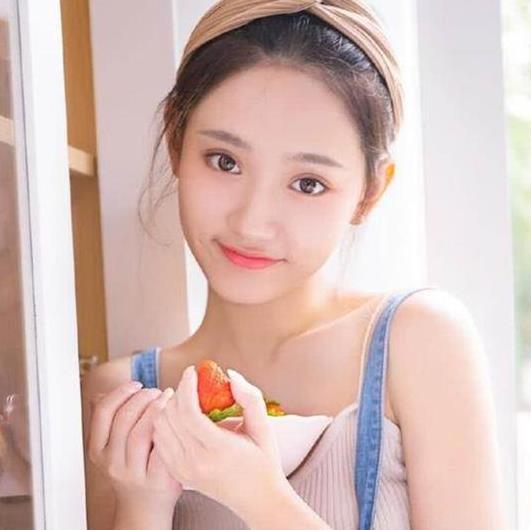 美女校花被整蛊