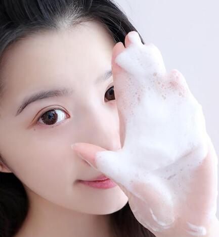 没带洗面奶用什么代替