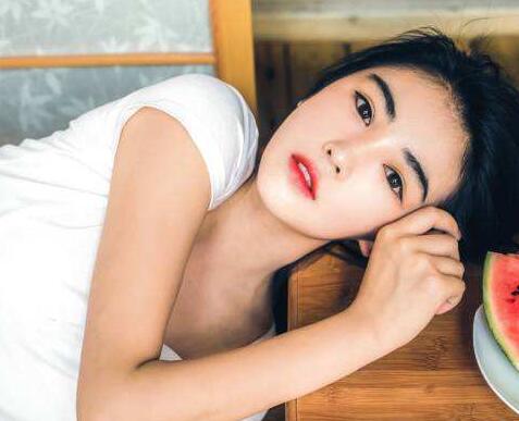 难忘与男邻居的一夜
