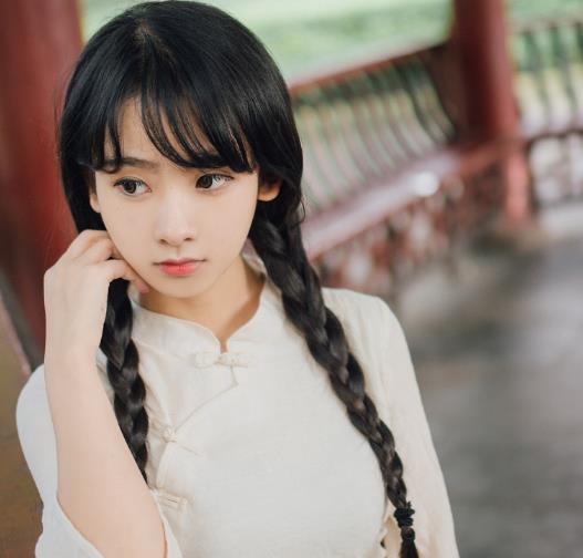 后妈比我大三岁