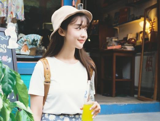 女朋友的闺蜜帮她相亲