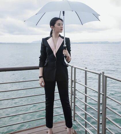 刘亦菲西装杀