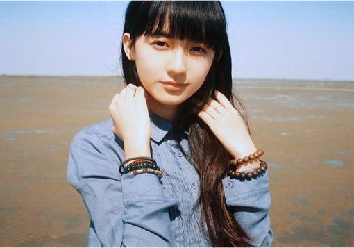 新来的女教师