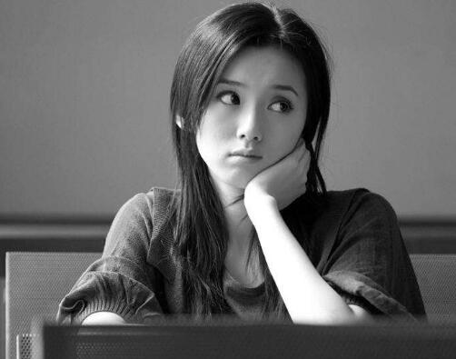 第一次在车里要了她
