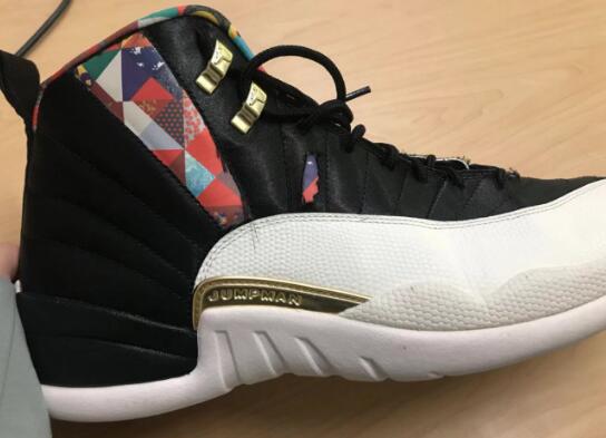 aj12百家衣怎么撕