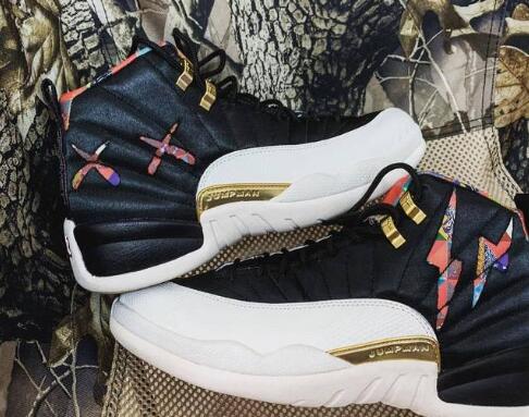 aj12百家衣怎么撕