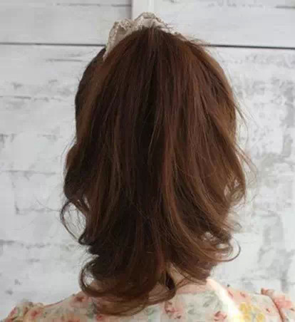 扁塌头如何扎马尾饱满