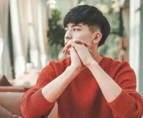男人对情人有感情的表现