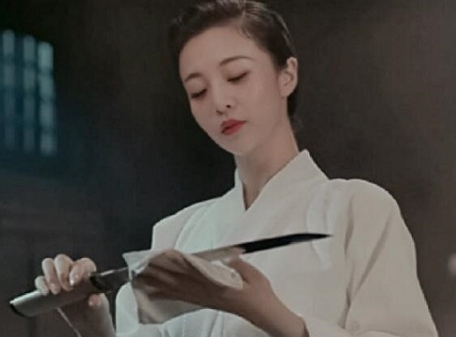 烈火军校织田显荣是暖床妓女吗