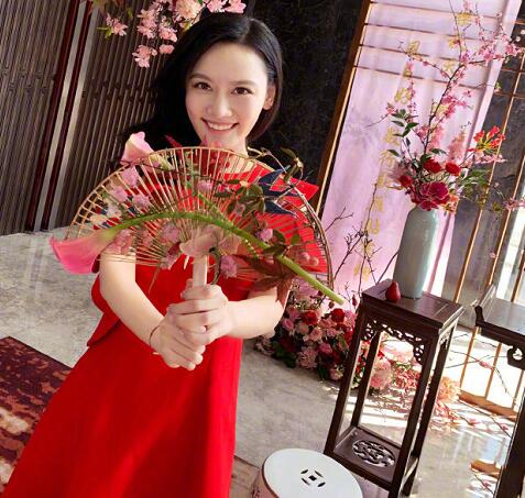 各位游客请注意杨璐说的女艺人是谁