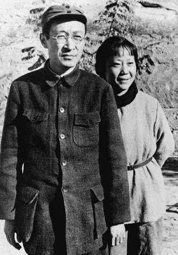 王稼祥为什么官越做越小