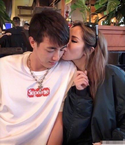 萧亚轩为什么那么多男的喜欢
