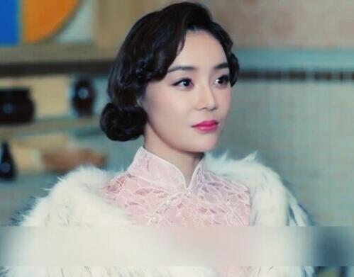 老酒馆袁姗姗演的婉容吗