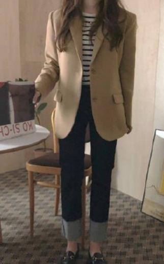 初秋西服搭配怎么穿好看