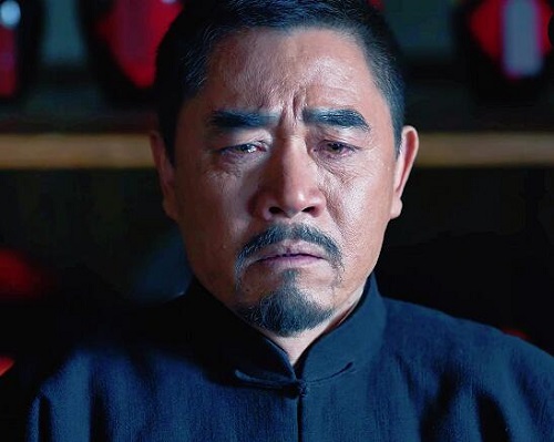 老酒馆金小手结局死了吗