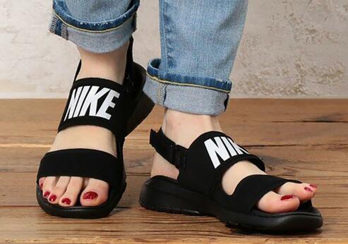 nike忍者拖鞋真假对比