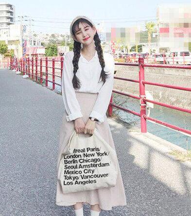 女生初秋约会穿搭