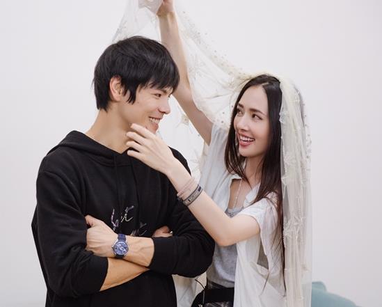 向佐和郭碧婷什么时候结婚