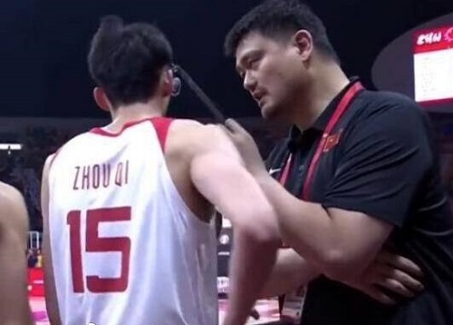 姚明指导周琦说了什么