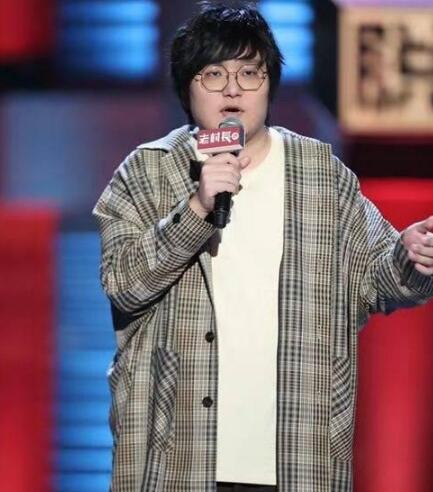 脱口秀大会2王建国当机立断什么梗