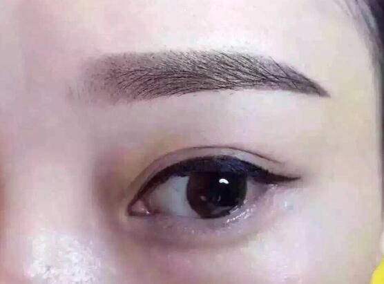 粉墨眉适合哪些人