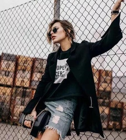 很酷的女生穿搭方式