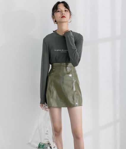 小西装搭配什么裙子