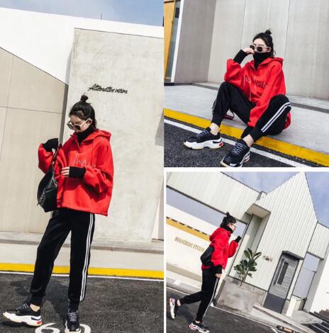 连帽衫搭配什么裤子好看