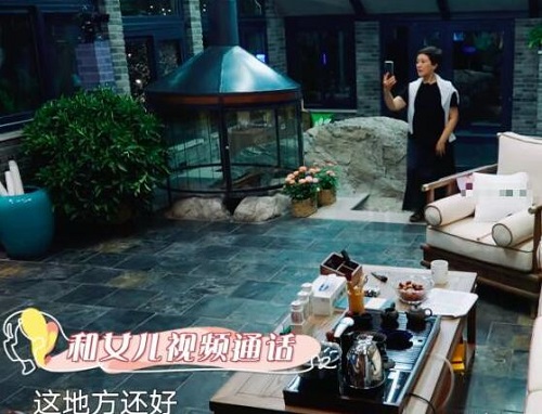 张国立邓婕几个孩子