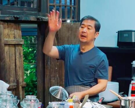 张国立邓婕几个孩子