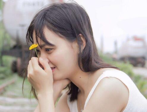 女生微信秒回代表什么