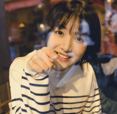 凌美仕是怎么出道的