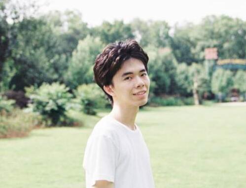 男人想追你的种种表现
