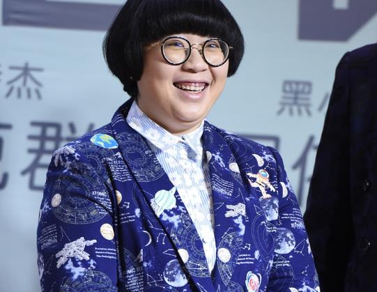 颜如晶家世如何