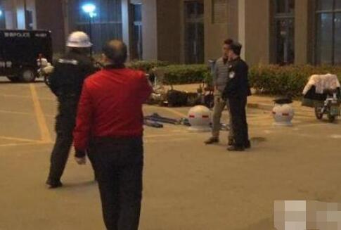 南京一家三口身亡