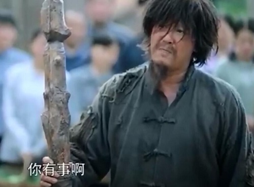 奔腾年代周铁锤谁演的