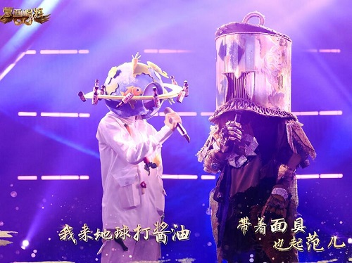 蒙面唱将猜猜猜带着面具也起范儿是谁