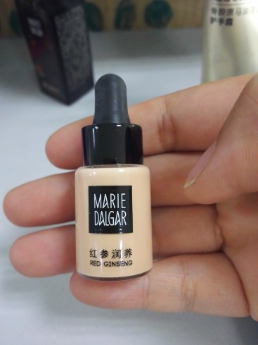 玛丽黛佳粉底液适合干皮吗