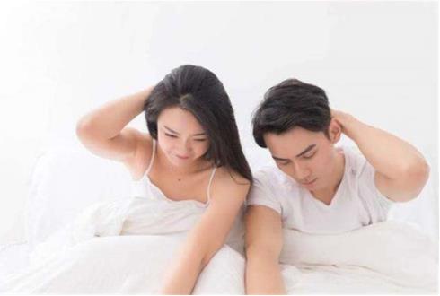 妻子和前夫偷偷联系