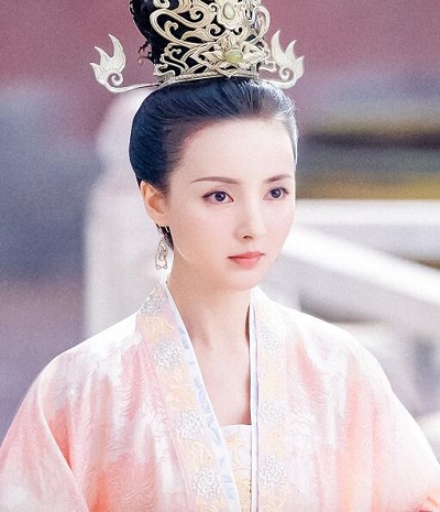 鹤唳华亭萧定权太子妃是谁