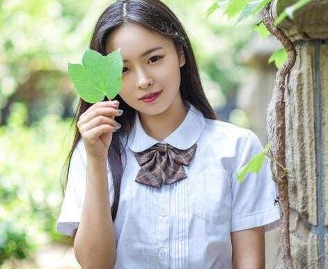 我趁妻子不在跟保姆