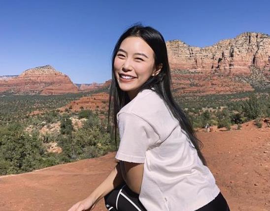高以翔女友是做什么的
