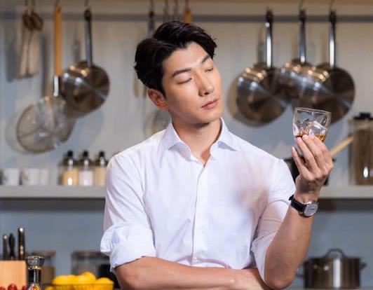 张亮和寇静怎么认识的