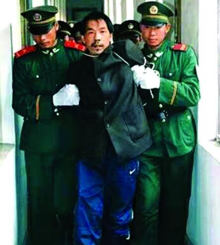 杀害7人逃犯落网