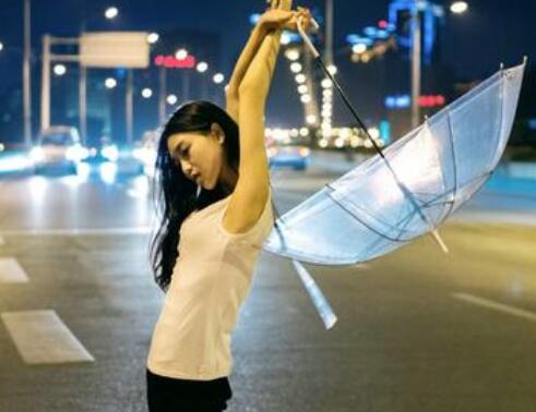 新婚之夜疯了一样要我