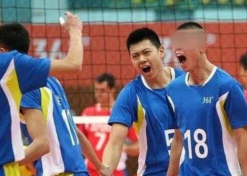 排球教练被刺身亡