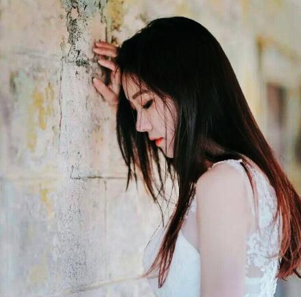 被同学带到他家