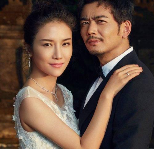 杨烁的老婆是哪位