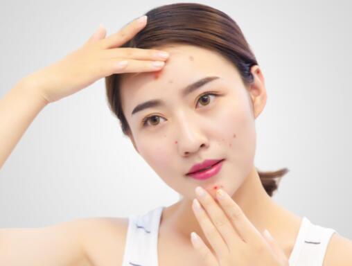 保湿霜和保湿乳液的区别