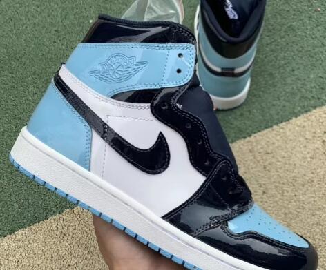 aj1黑曜石怎么辨别真假